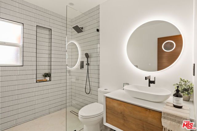 5831 Elba Place, Woodland Hills (los Angeles), CA 91367