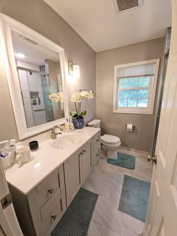 5651 Regis Drive NE, Fridley, MN 55432 — photo 4