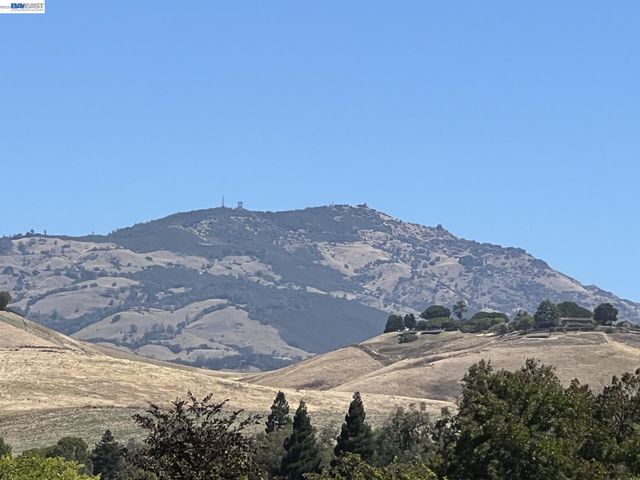 2005 Rancho Verde Circle West, Danville, CA 94526