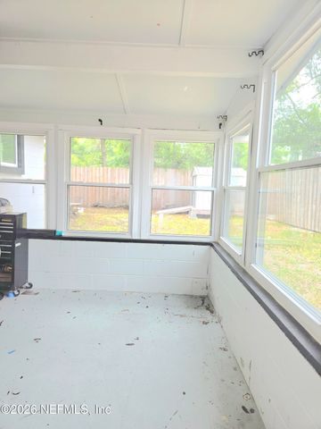 175 PARKWOOD Drive W, Orange Park, FL 32073