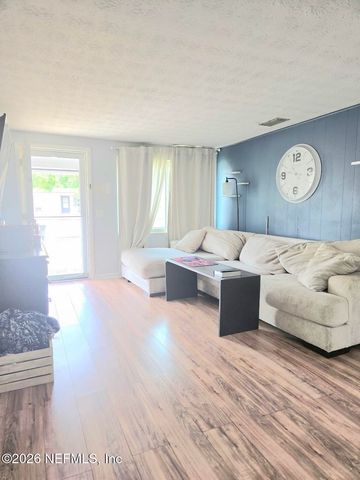 175 PARKWOOD Drive W, Orange Park, FL 32073