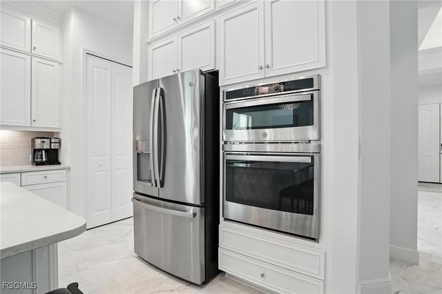 8368 Preserve Point DR, Fort Myers, FL 33912