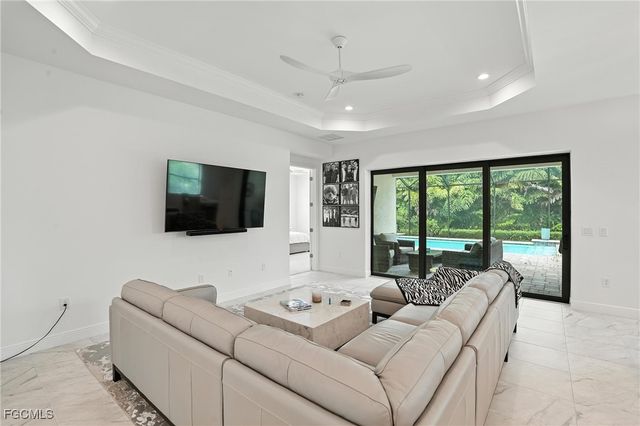 8368 Preserve Point DR, Fort Myers, FL 33912