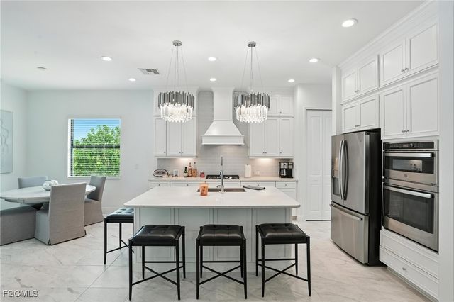 8368 Preserve Point DR, Fort Myers, FL 33912