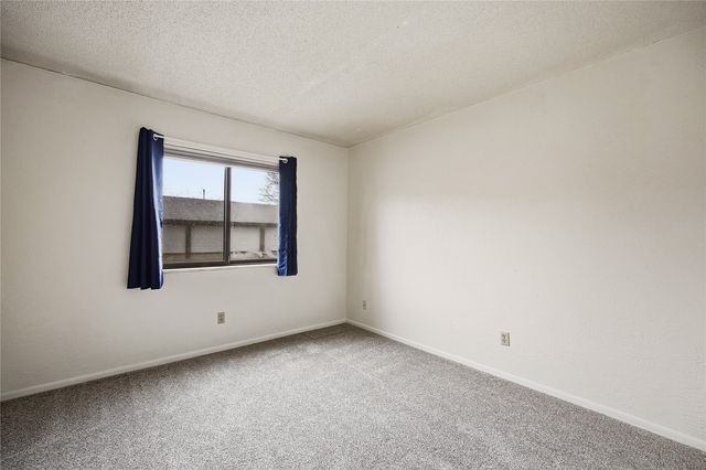 830 Kerry Lane SE 19, Cedar Rapids, IA 52403