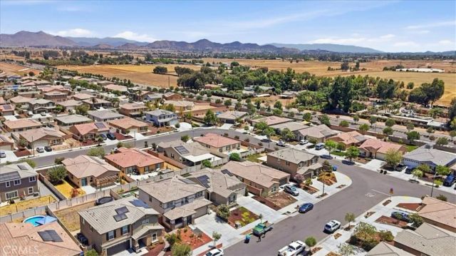 2415 Wild Oak Ct, Perris, CA 92570