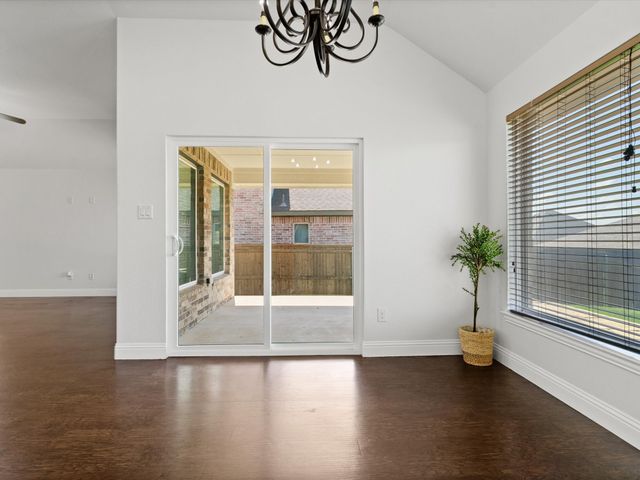 4904 Stratford Place Drive, Sanger, TX 76266