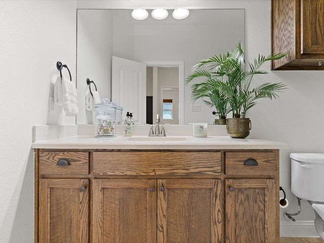 4904 Stratford Place Drive, Sanger, TX 76266