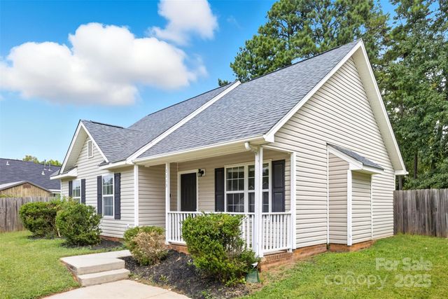 1113 Summit Hills Drive, Charlotte, NC 28214