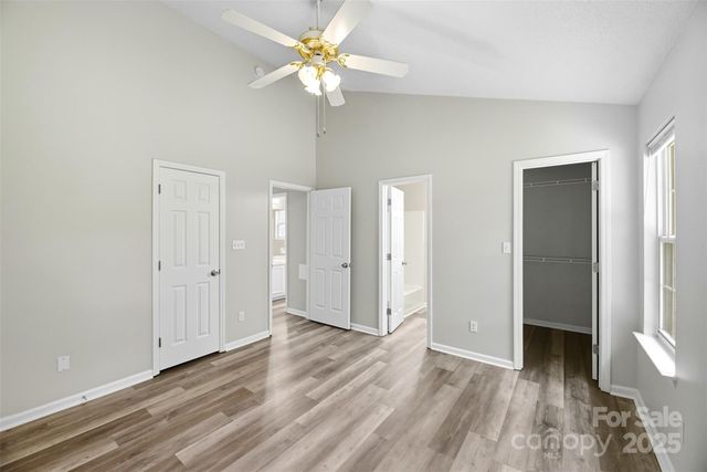 1113 Summit Hills Drive, Charlotte, NC 28214