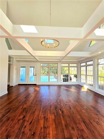 1384 S River Oaks Drive, Blackshear, GA 31516
