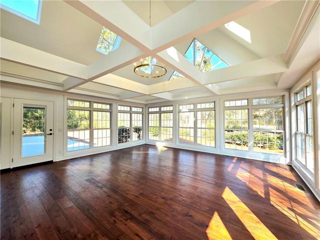 1384 S River Oaks Drive, Blackshear, GA 31516