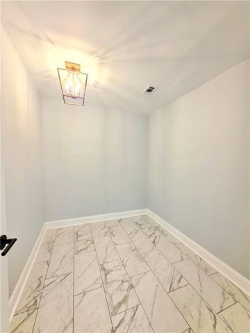 1384 S River Oaks Drive, Blackshear, GA 31516