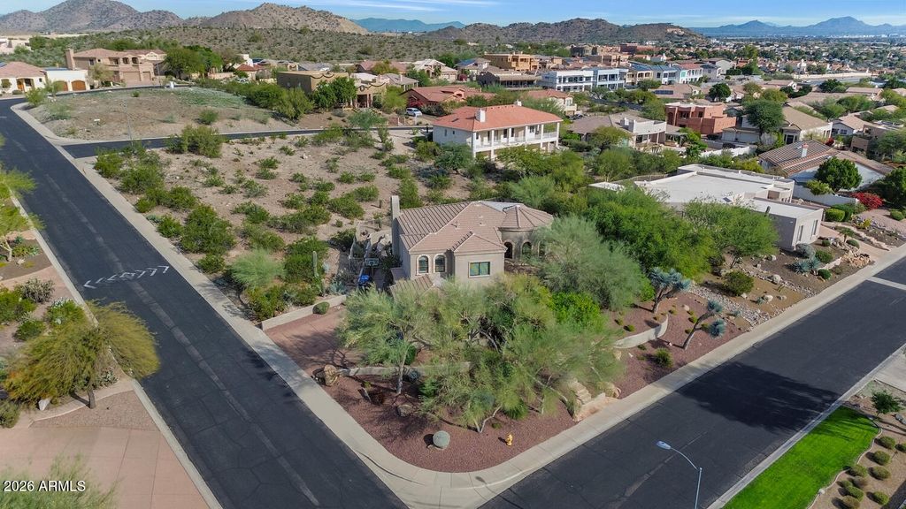 1404 E MICHELLE Drive, Phoenix, AZ 85022 — photo 2