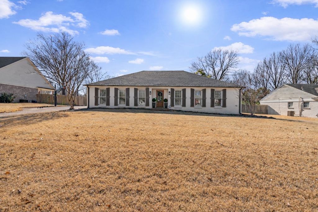 7271 MIMOSA DR, Germantown, TN 38138