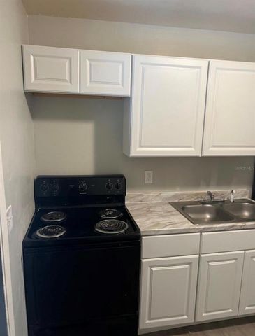 1601 E MARKS DRIVE, Tampa, FL 33604