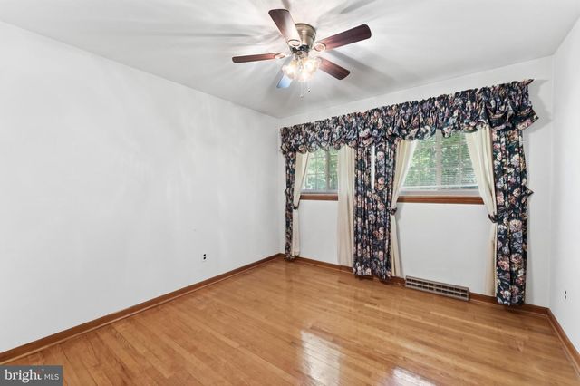 12590 SUB STATION RD, Waldorf, MD 20601