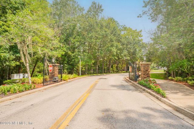 570 SCRUB JAY Drive, St. Johns, FL 32092