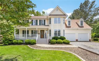8011 Whirlaway Dr, Chesterfield, VA 23112