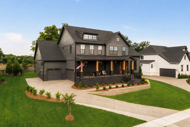3392 Sarah Bee Ln, Thompsons Station, TN 37179