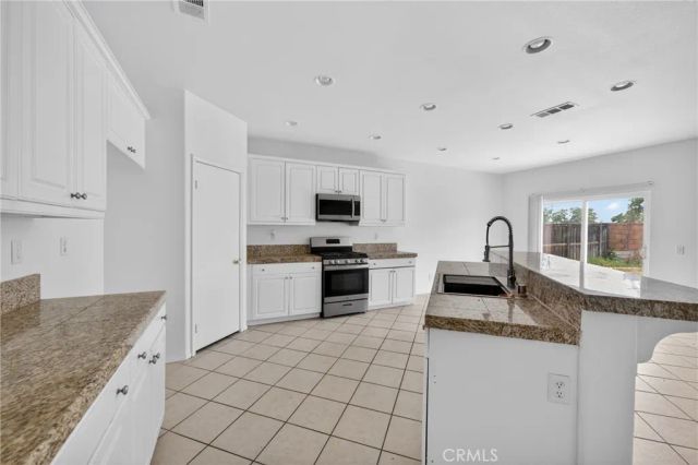 1161 Lilac Road, San Jacinto, CA 92582