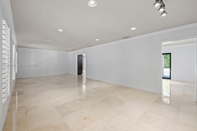 15221 SW 82nd Avenue, Palmetto Bay, FL 33157