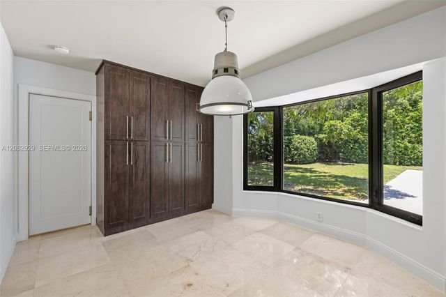 15221 SW 82nd Avenue, Palmetto Bay, FL 33157