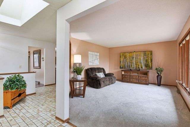 10001 Beard Avenue S, Bloomington, MN 55431