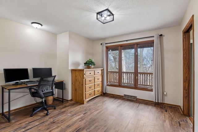 10001 Beard Avenue S, Bloomington, MN 55431