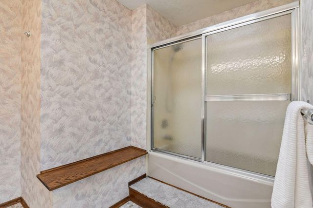 10001 Beard Avenue S, Bloomington, MN 55431