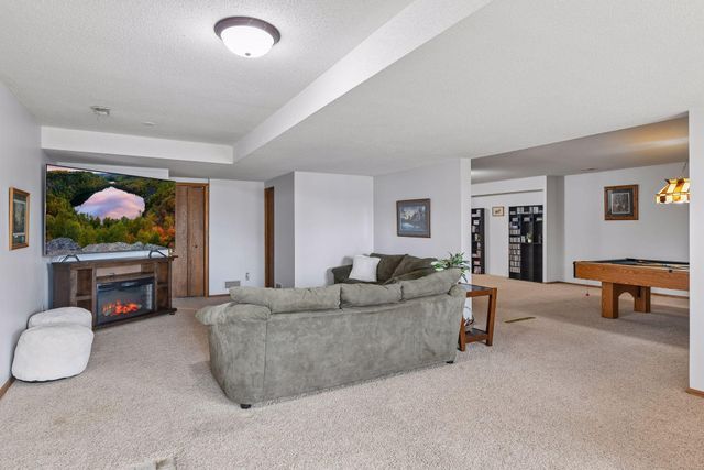 10001 Beard Avenue S, Bloomington, MN 55431