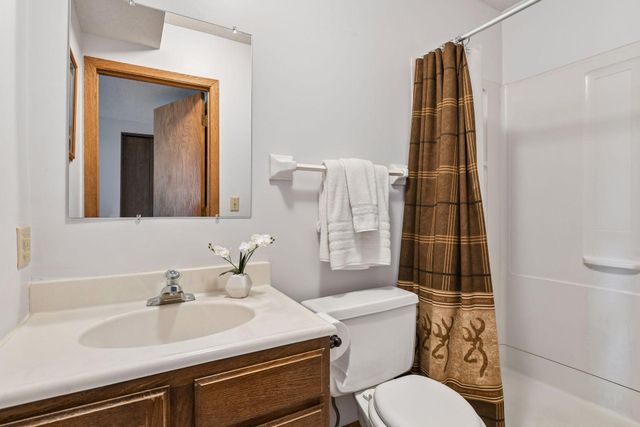 10001 Beard Avenue S, Bloomington, MN 55431