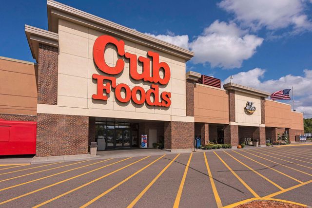 10001 Beard Avenue S, Bloomington, MN 55431