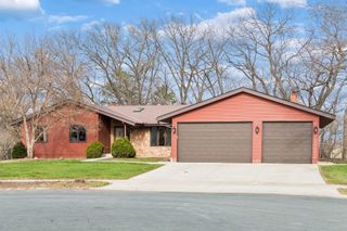10001 Beard Avenue S, Bloomington, MN 55431