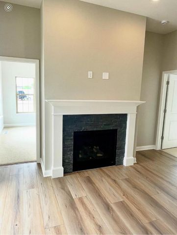 S99W13660 Jay DRIVE #15-46, Muskego, WI 53150