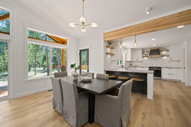 15955 Mountain View Lane, La Pine, OR 97739
