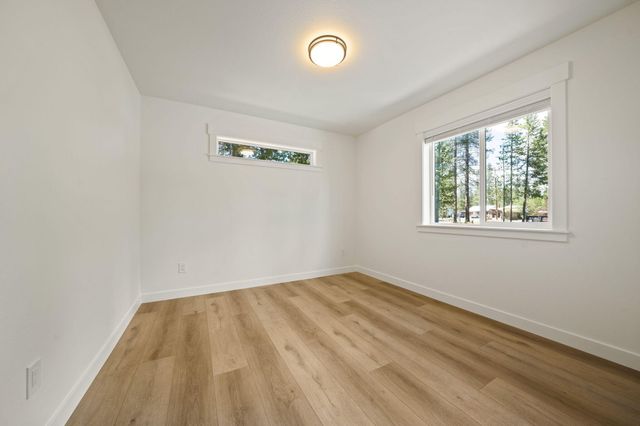 15955 Mountain View Lane, La Pine, OR 97739