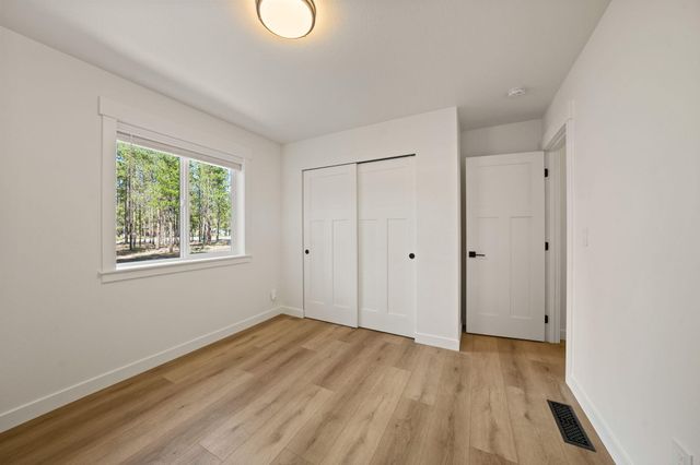 15955 Mountain View Lane, La Pine, OR 97739