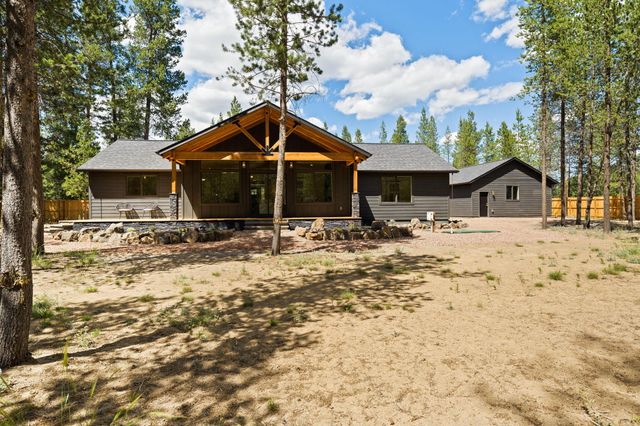 15955 Mountain View Lane, La Pine, OR 97739