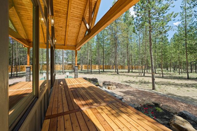 15955 Mountain View Lane, La Pine, OR 97739