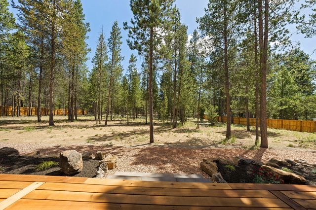 15955 Mountain View Lane, La Pine, OR 97739