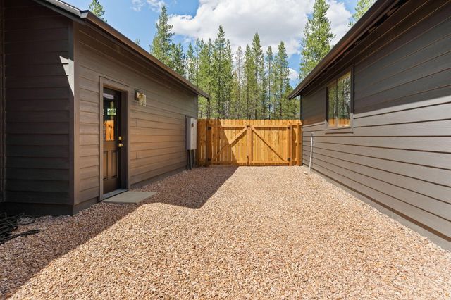 15955 Mountain View Lane, La Pine, OR 97739