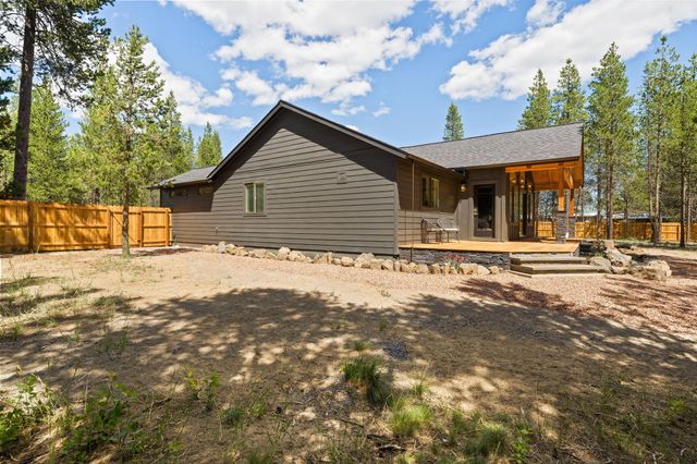 15955 Mountain View Lane, La Pine, OR 97739