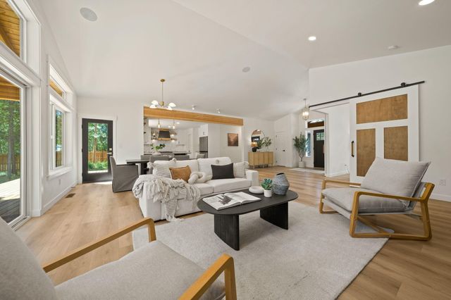 15955 Mountain View Lane, La Pine, OR 97739