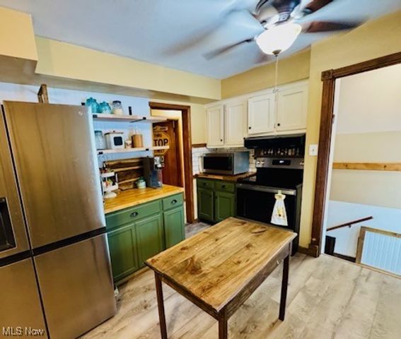 2675 Seifert Lewis Road, Hubbard, OH 44425