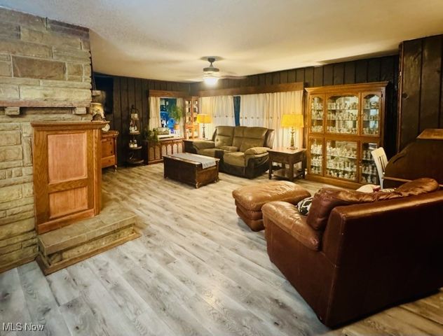 2675 Seifert Lewis Road, Hubbard, OH 44425