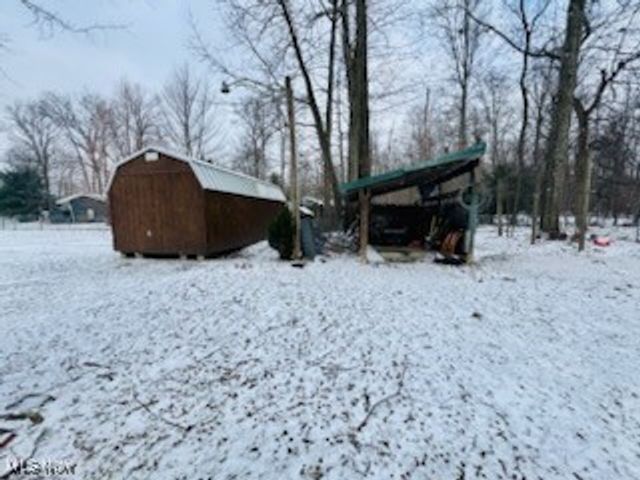 2675 Seifert Lewis Road, Hubbard, OH 44425