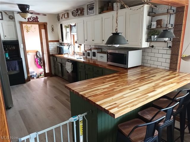 2675 Seifert Lewis Road, Hubbard, OH 44425