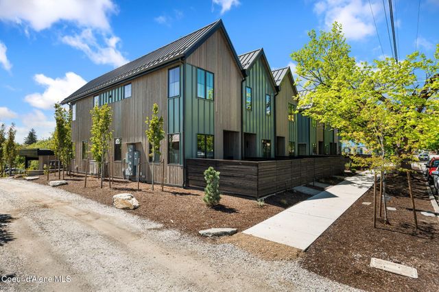 215 W Lake St, Sandpoint, ID 83864