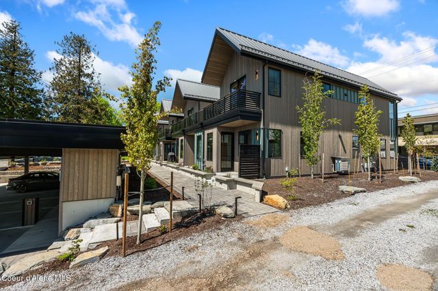215 W Lake St, Sandpoint, ID 83864